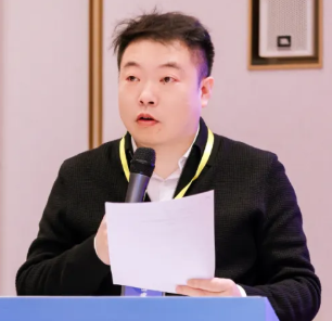 常务副会长焦楠